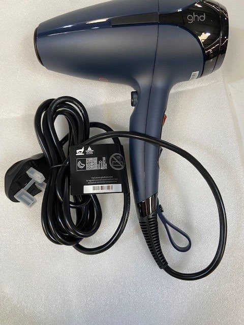 Electric hairdryer