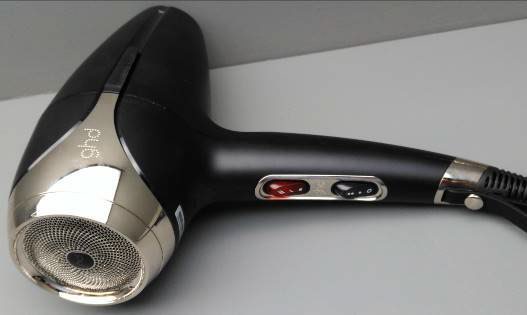 Electric hairdryer